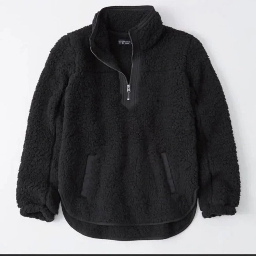 Abercrombie & Fitch Soft Sherpa Pullover – Black, Size S